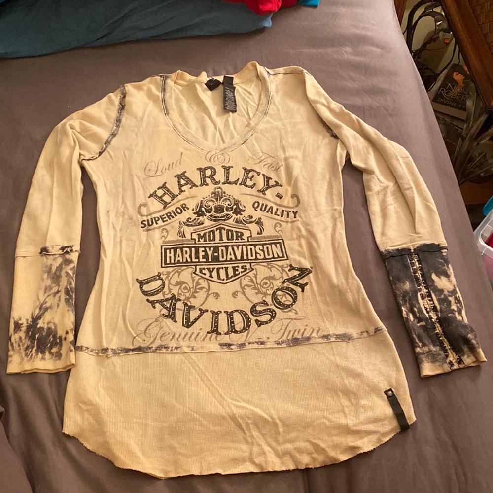 Long thermal cream and grey Harley Davidson shirt size medium